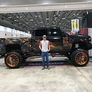 Meet your Posher, Devin